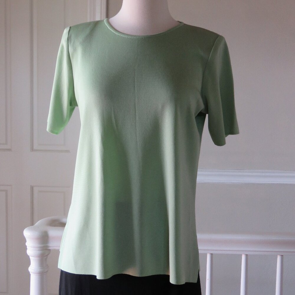 Exclusively Misook Size XSmall Short Sleeve Green Acrylic Knit Top
